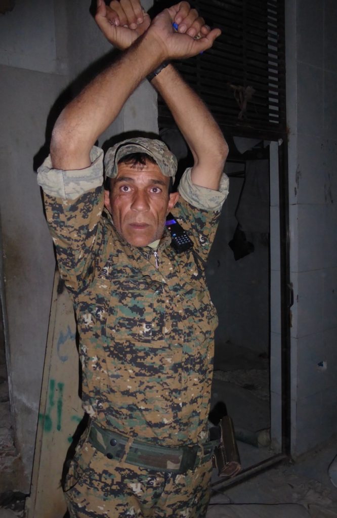 Kurdish man describes torture by ISIS in Manbij