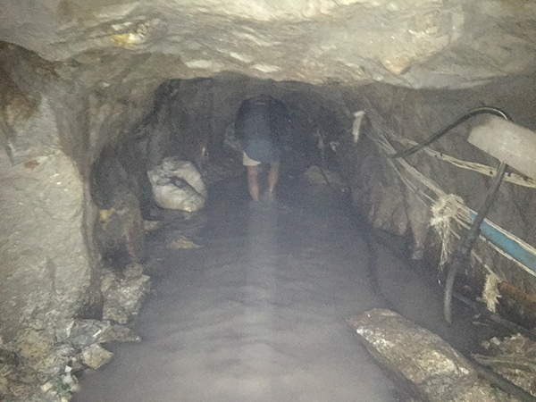 Inside the Maw Chi mine.