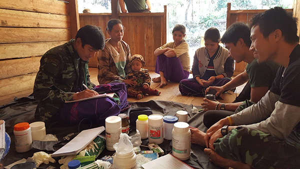 Rangers host a medical clinic for Karenni villagers.