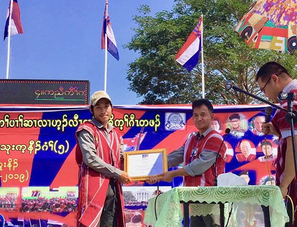 Saw Joseph, winner of Padoh Mahn Sha Young Leader Award 31 Jan. 2019 in Mutraw, Karen State. Photo: Phan Foundation.