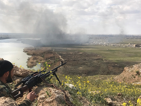 An SDF position overlooking Baghouz.