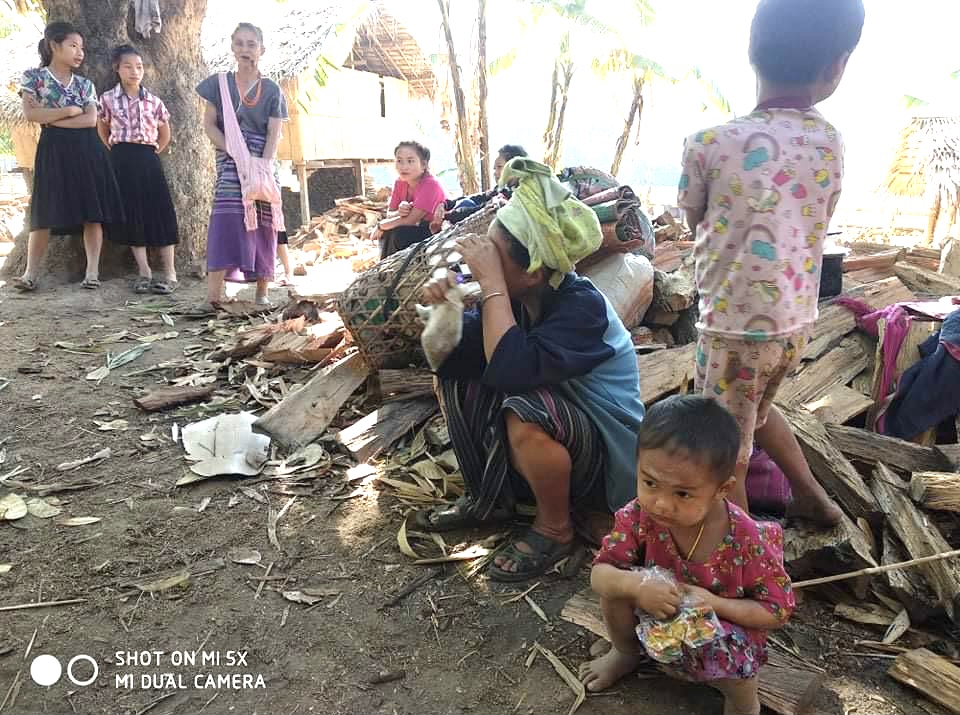 Karen villagers displaced by attacks