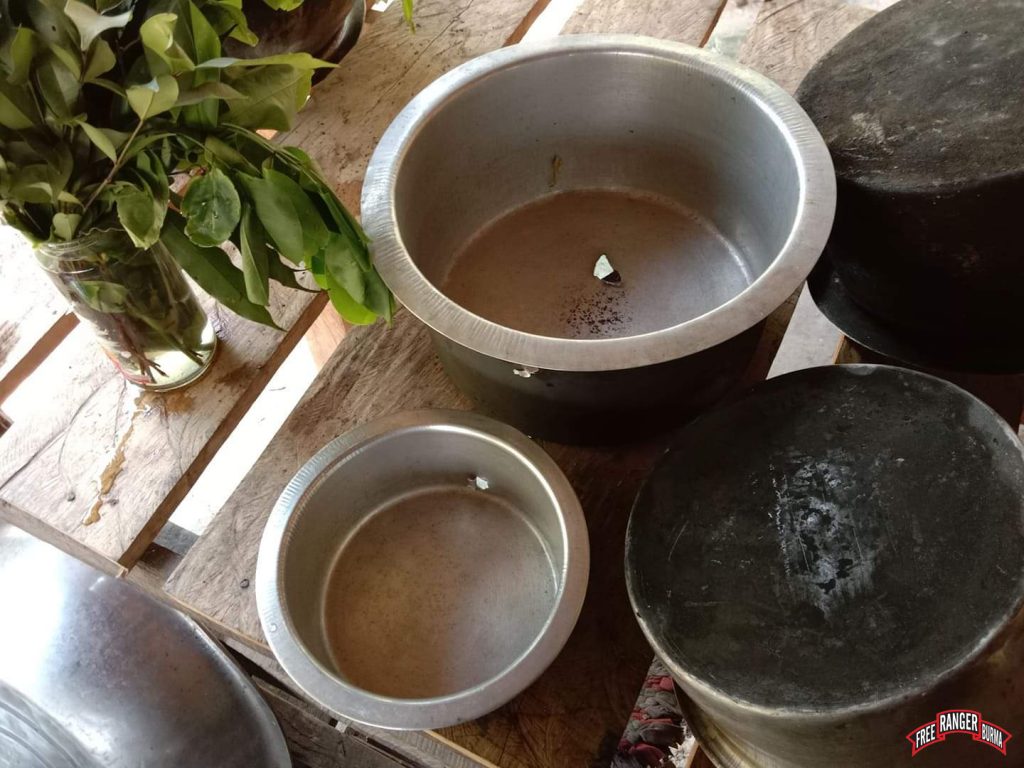 damaged cooking pots